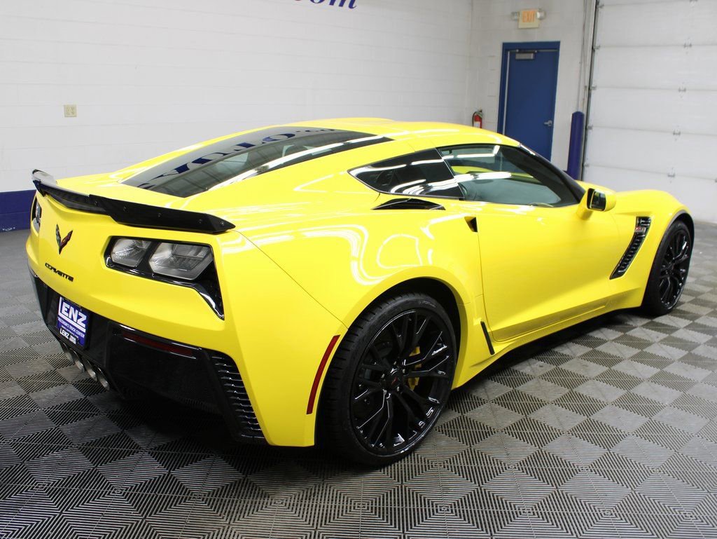 Used 2018 Chevrolet Corvette Z06 video 3