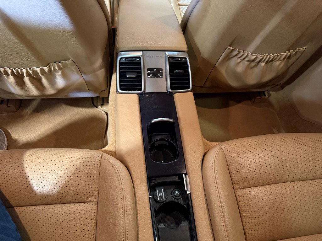 Used 2014 Porsche Panamera image 30