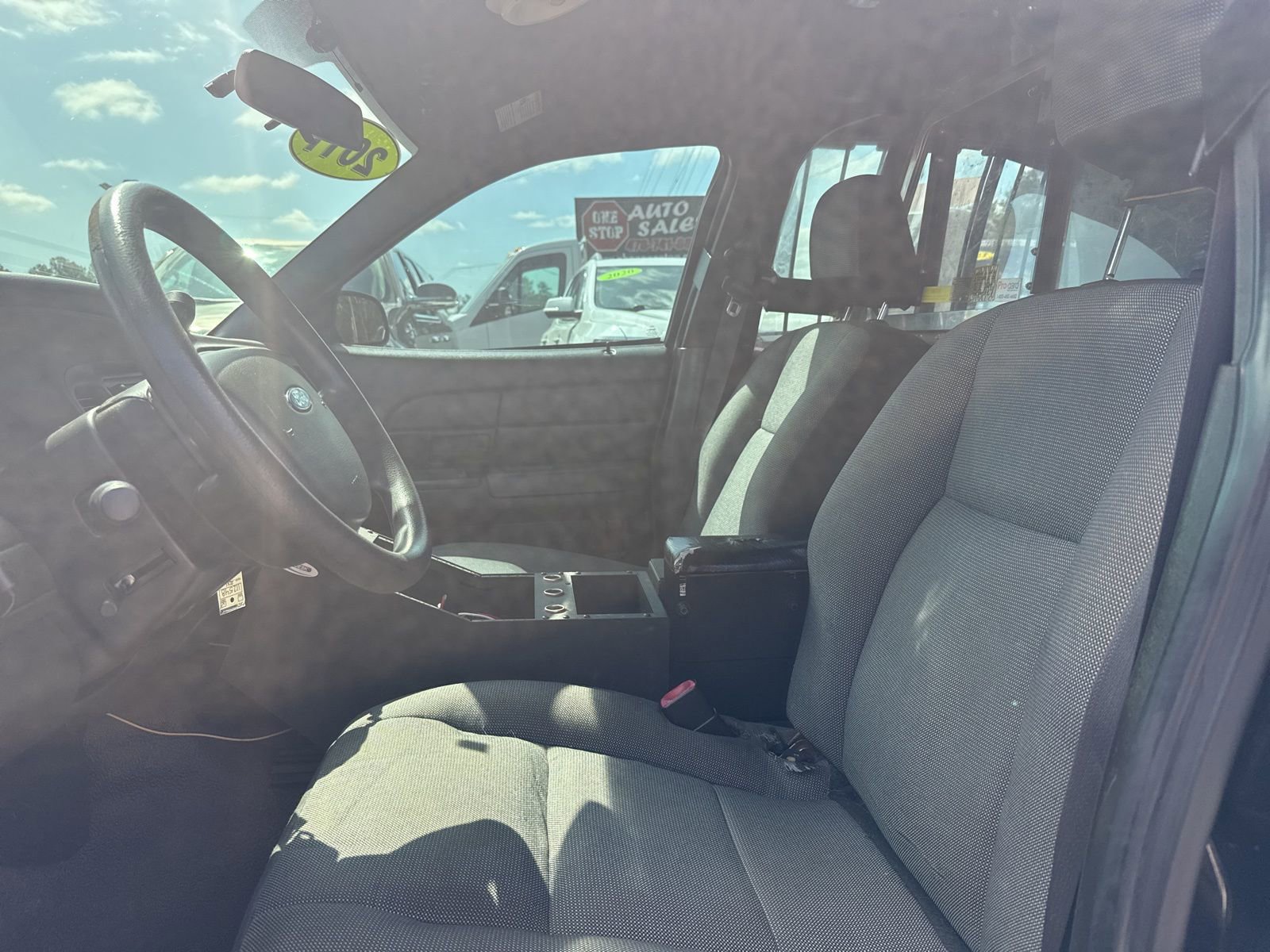 Used 2011 Ford Crown Victoria Police Interceptor RWD image 11