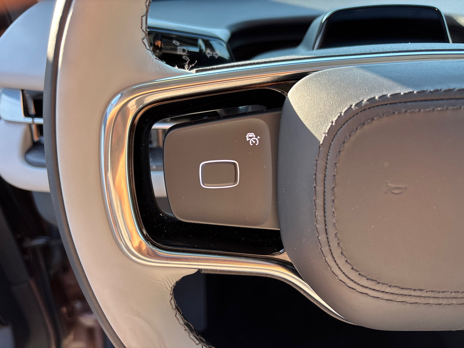 New 2026 Lincoln Navigator Black Label w/ Black Label Special Edition AWD/4WD image 16