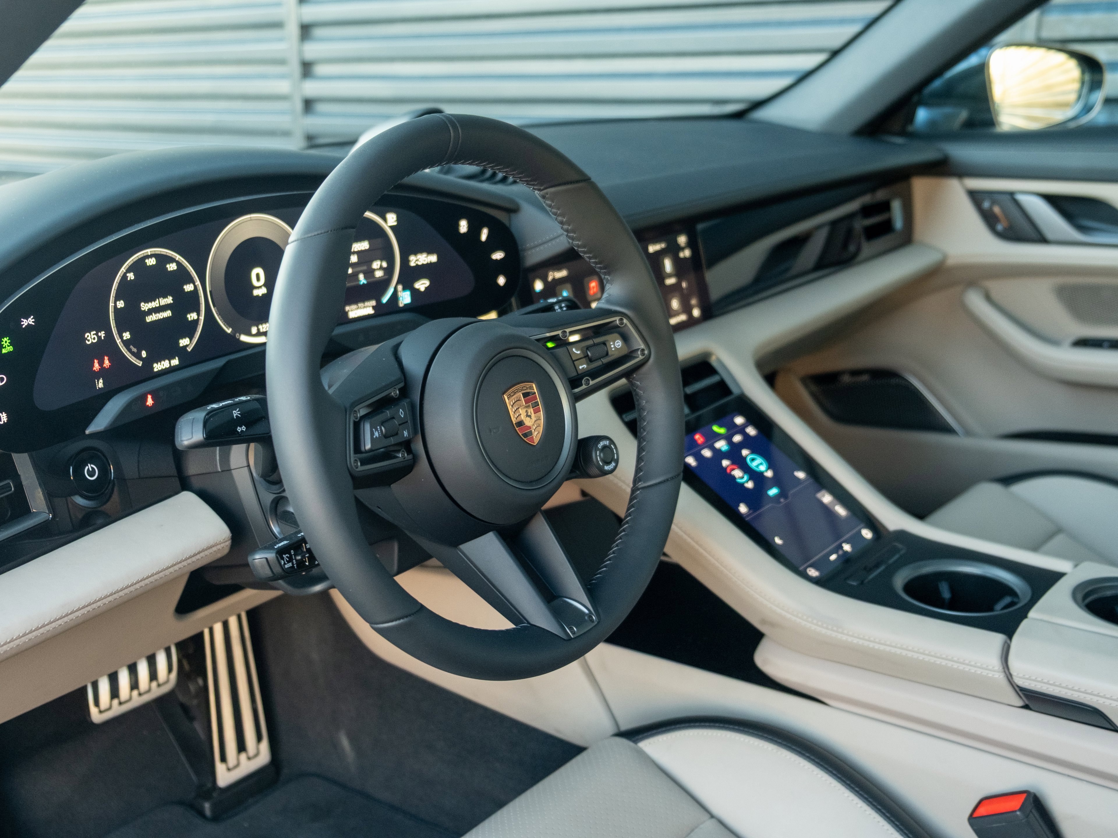 Used 2025 Porsche Taycan 4S image 4