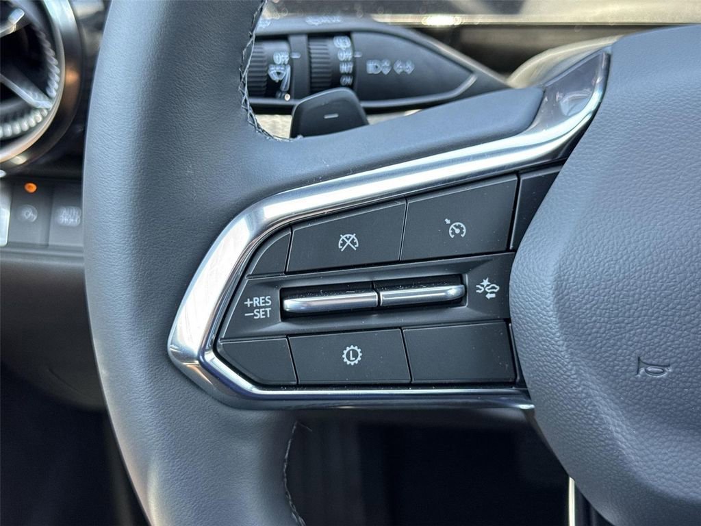 New 2026 Chevrolet Equinox LT w/ Safety and Technology Package FWD image 11