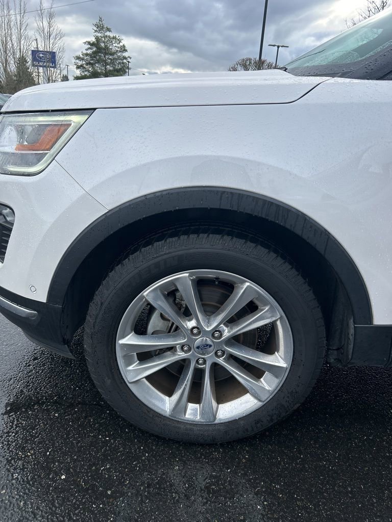 Used 2018 Ford Explorer Limited w/ Equipment Group 301A image 49