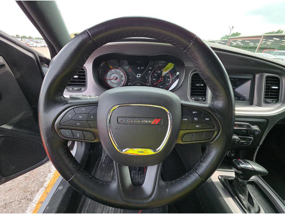 Used 2022 Dodge Charger SXT w/ Blacktop Package RWD image 9