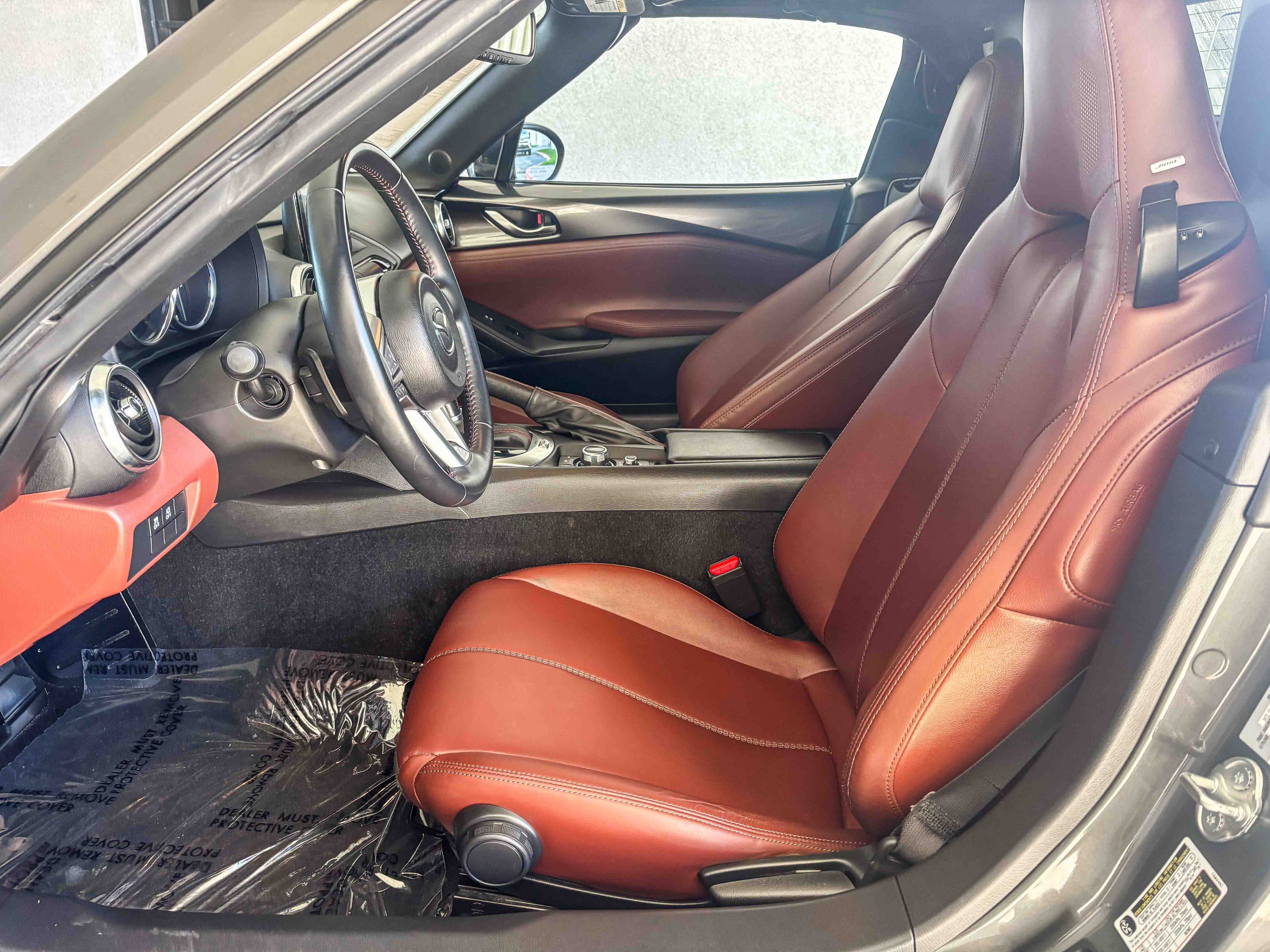 Used 2019 MAZDA MX-5 Miata RF Grand Touring image 16