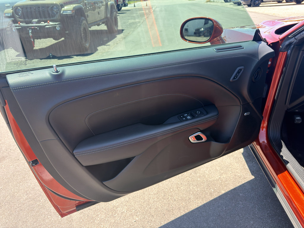 Used 2023 Dodge Challenger SXT w/ Plus Package RWD image 8
