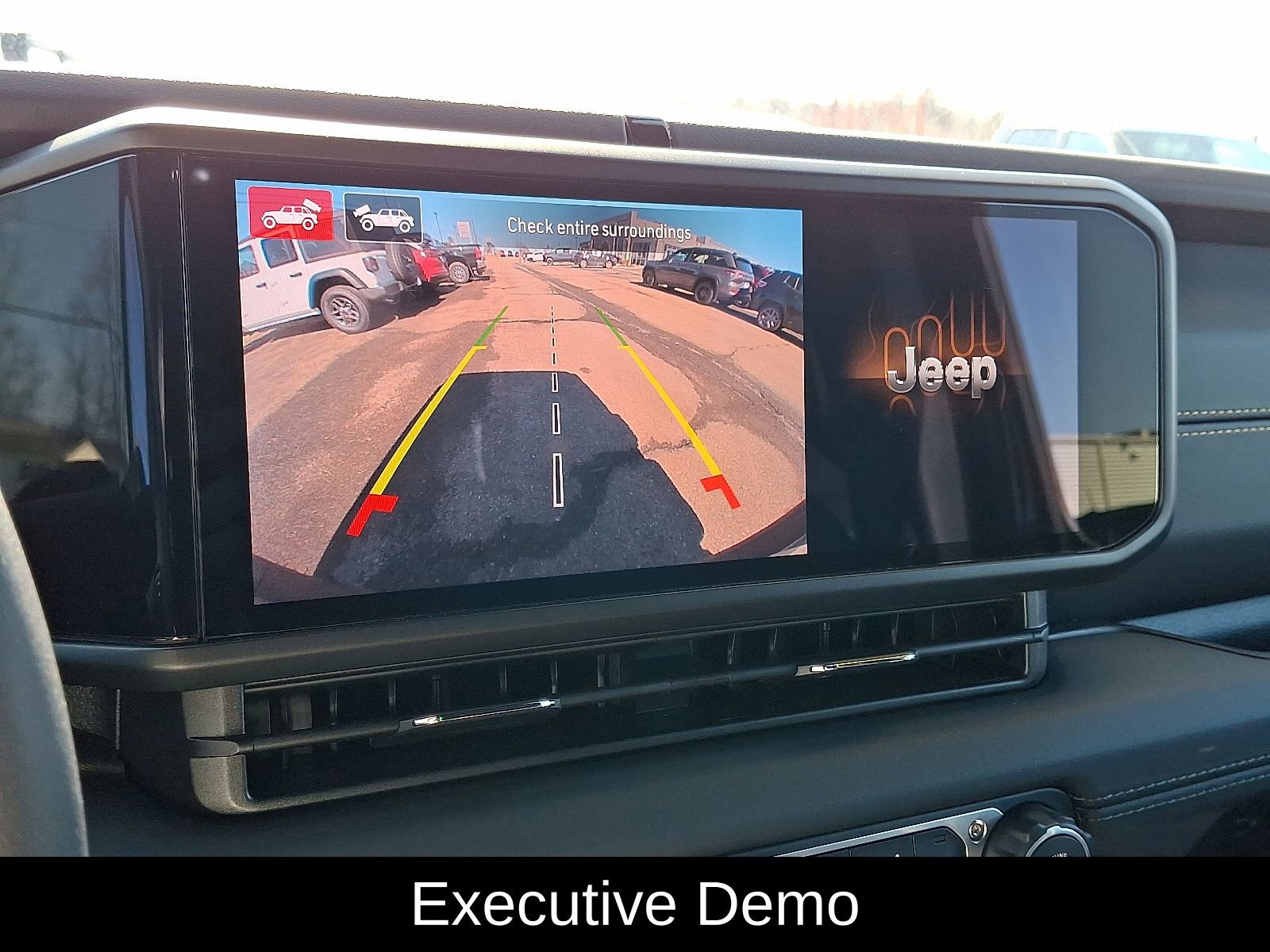 New 2026 Jeep Wrangler Unlimited Sahara AWD/4WD image 19
