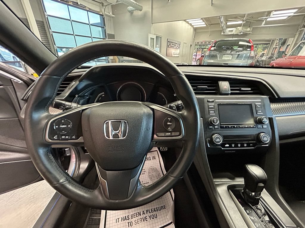 Used 2017 Honda Civic Sport image 8