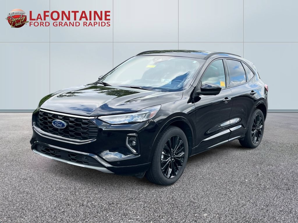 Certified 2023 Ford Escape ST-Line Elite w/ Premium Technology Package AWD/4WD image 1