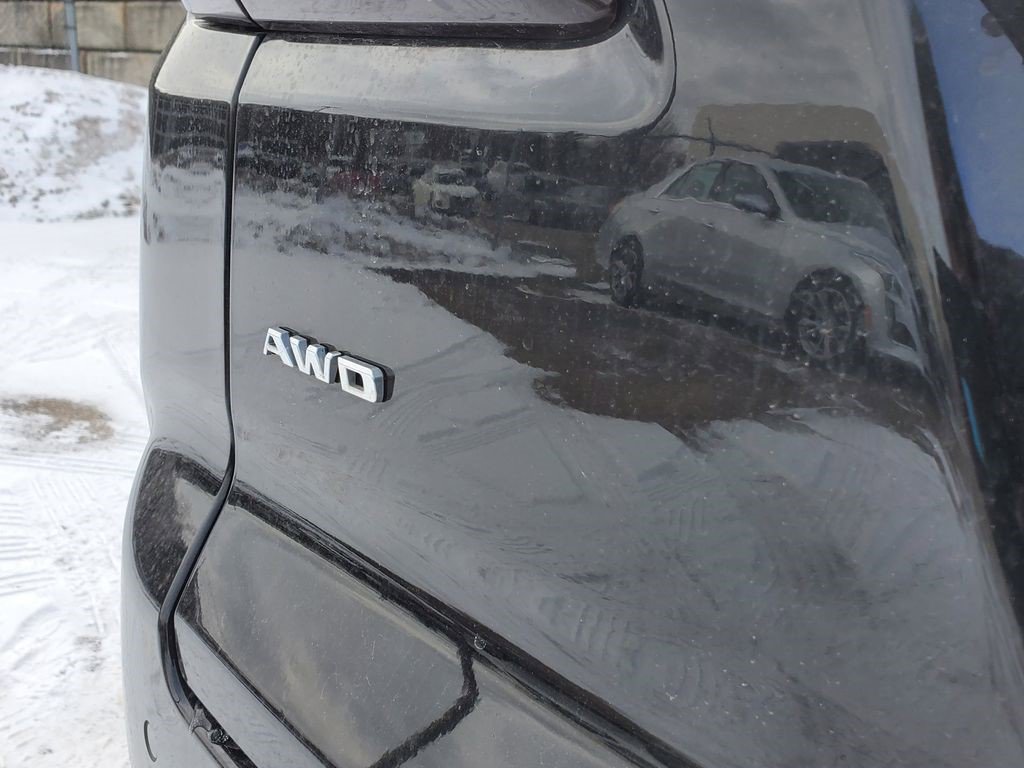 Certified 2023 Cadillac XT4 Premium Luxury w/ Cold Weather Package image 11