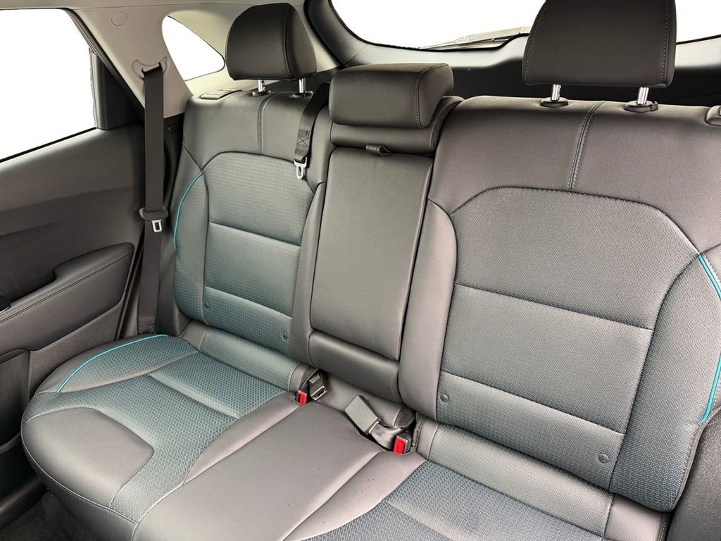 Used 2022 Kia Niro EX Premium image 13