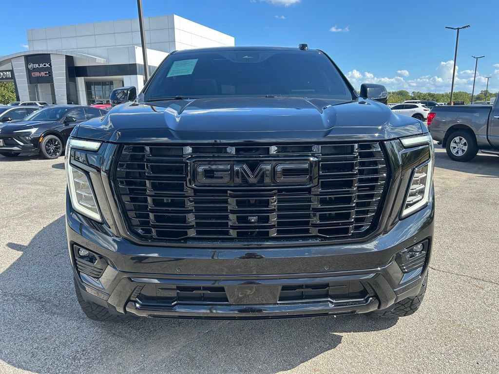 Used 2026 GMC Yukon Denali w/ Sun & Power Step Package AWD/4WD image 8