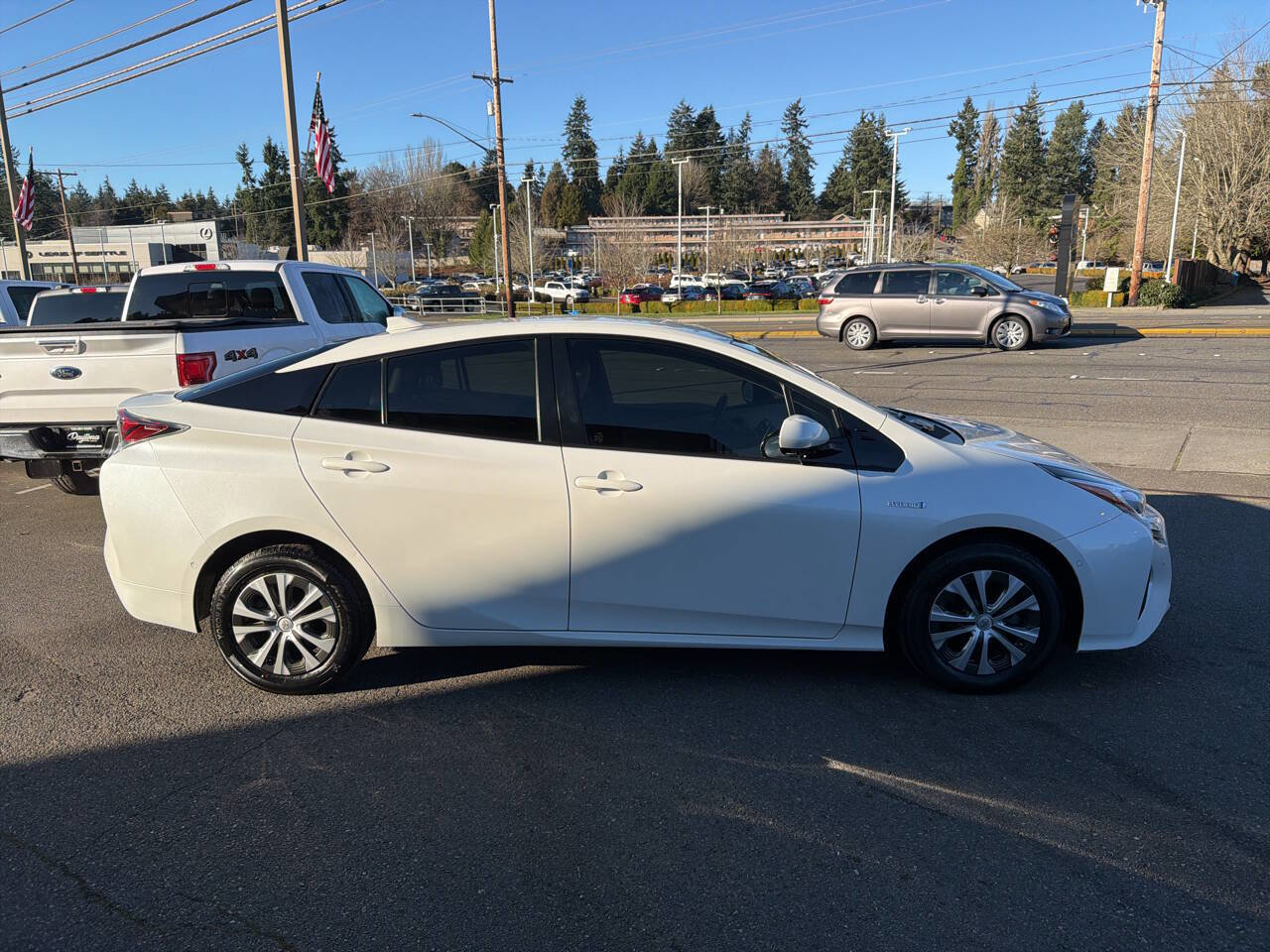 Used 2017 Toyota Prius Four Touring image 8