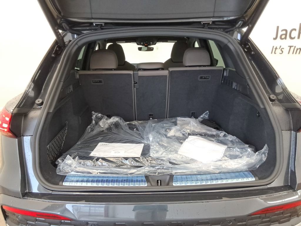 New 2025 Audi Q5 Premium Plus image 20
