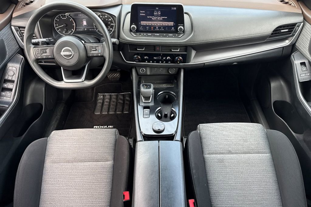 Used 2023 Nissan Rogue SV image 13