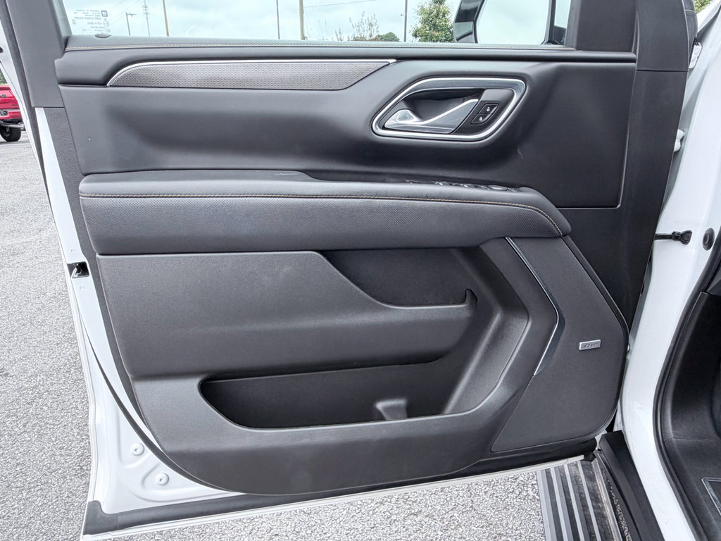 Used 2023 GMC Yukon AT4 w/ AT4 Premium Plus Package AWD/4WD image 33