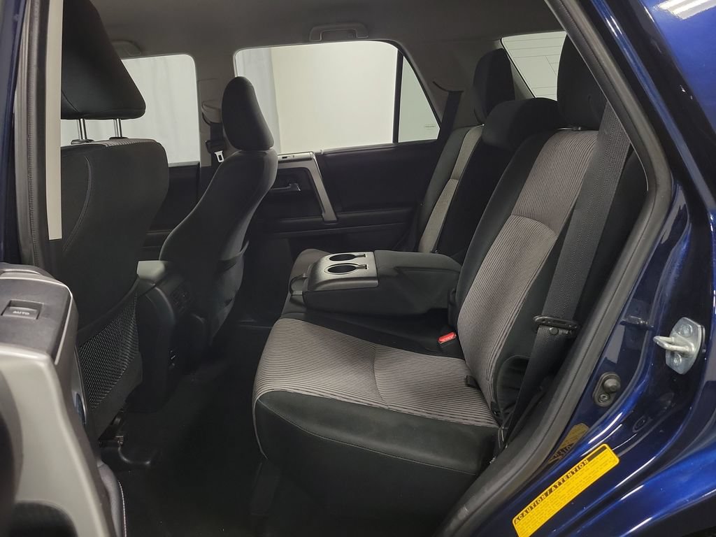 Used 2017 Toyota 4Runner SR5 AWD/4WD image 25