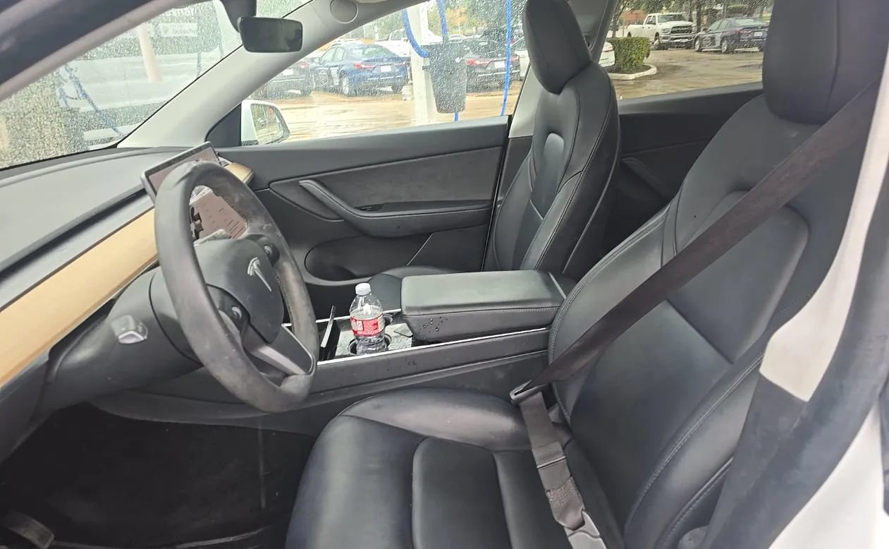Used 2021 Tesla Model Y Long Range AWD/4WD image 7