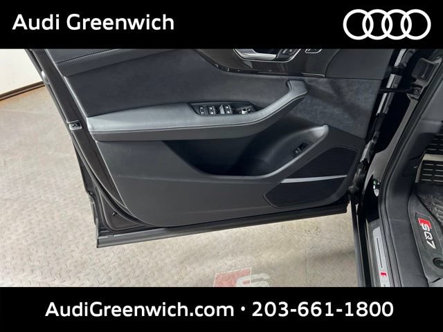 Used 2023 Audi SQ7 Prestige w/ Prestige Package AWD/4WD image 18
