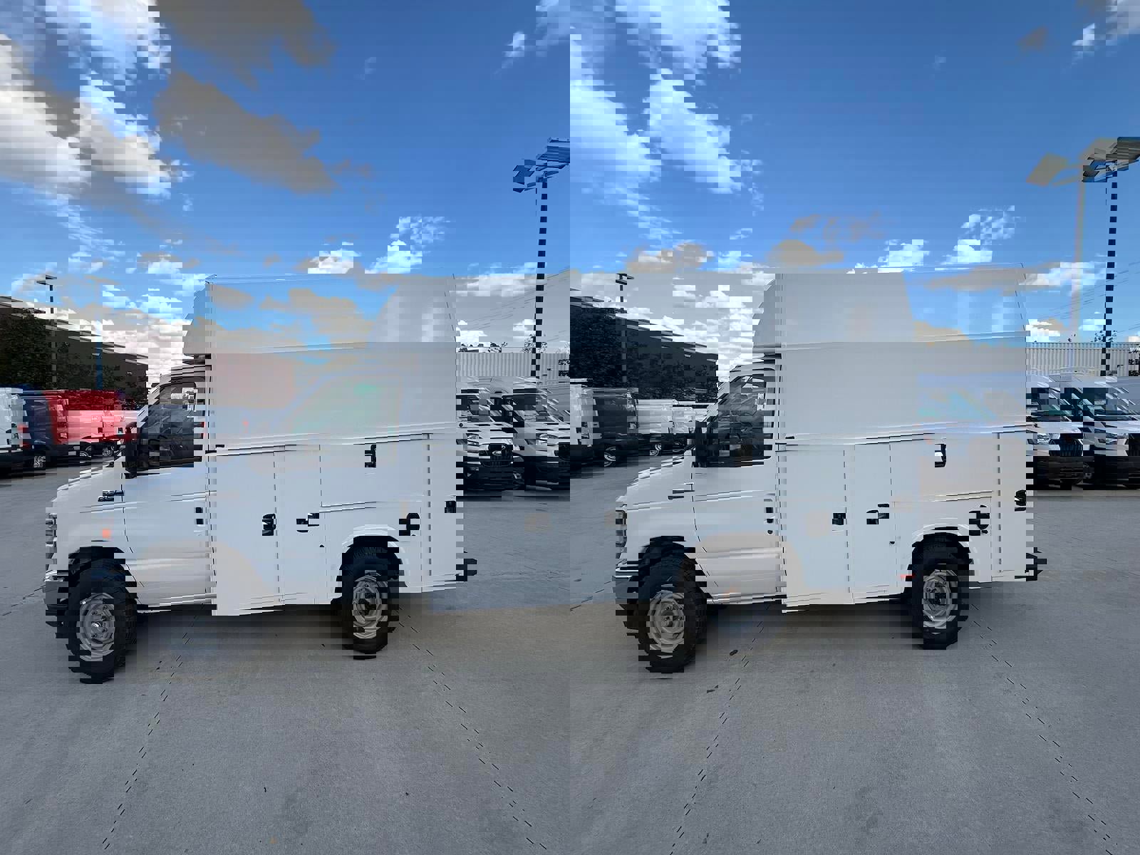 New 2026 Ford E-350 and Econoline 350 Super Duty w/ Power Equipment Group image 9