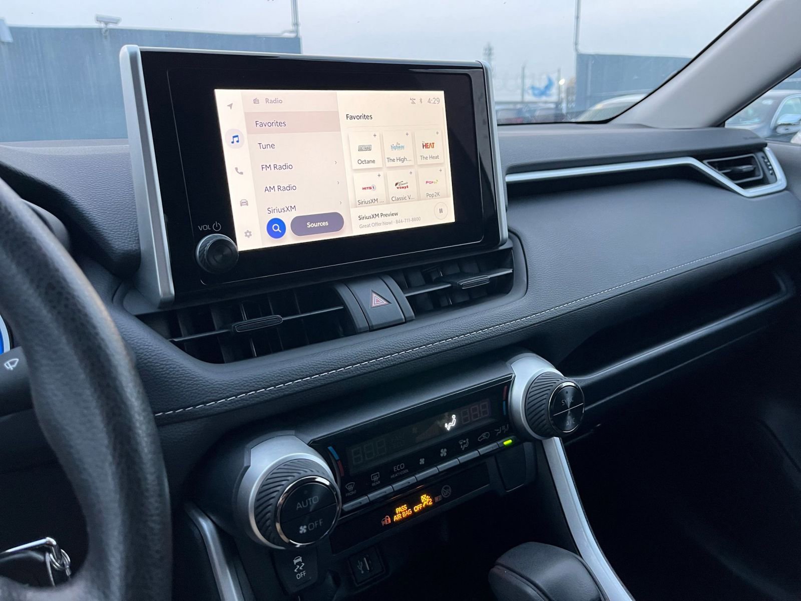 Used 2025 Toyota RAV4 LE image 21