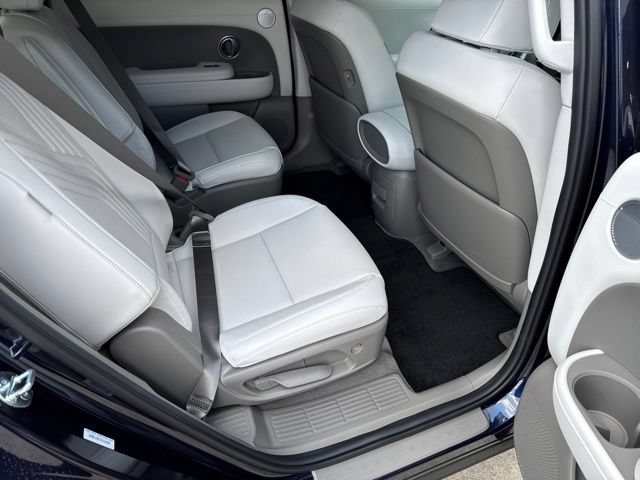 Used 2026 Hyundai Palisade SEL FWD image 16