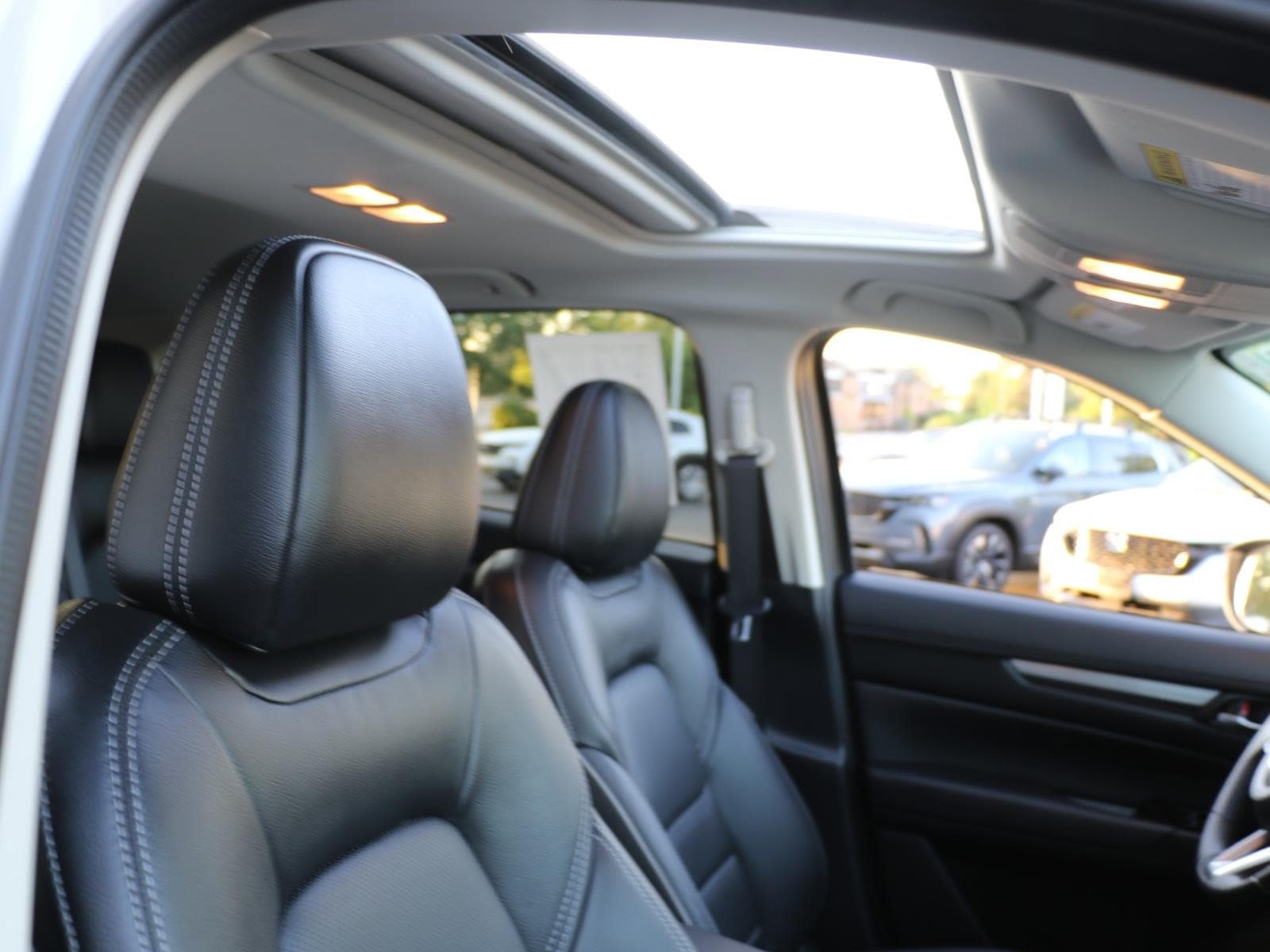 Certified 2025 MAZDA CX-5 AWD 2.5 S w/ Preferred Package image 7