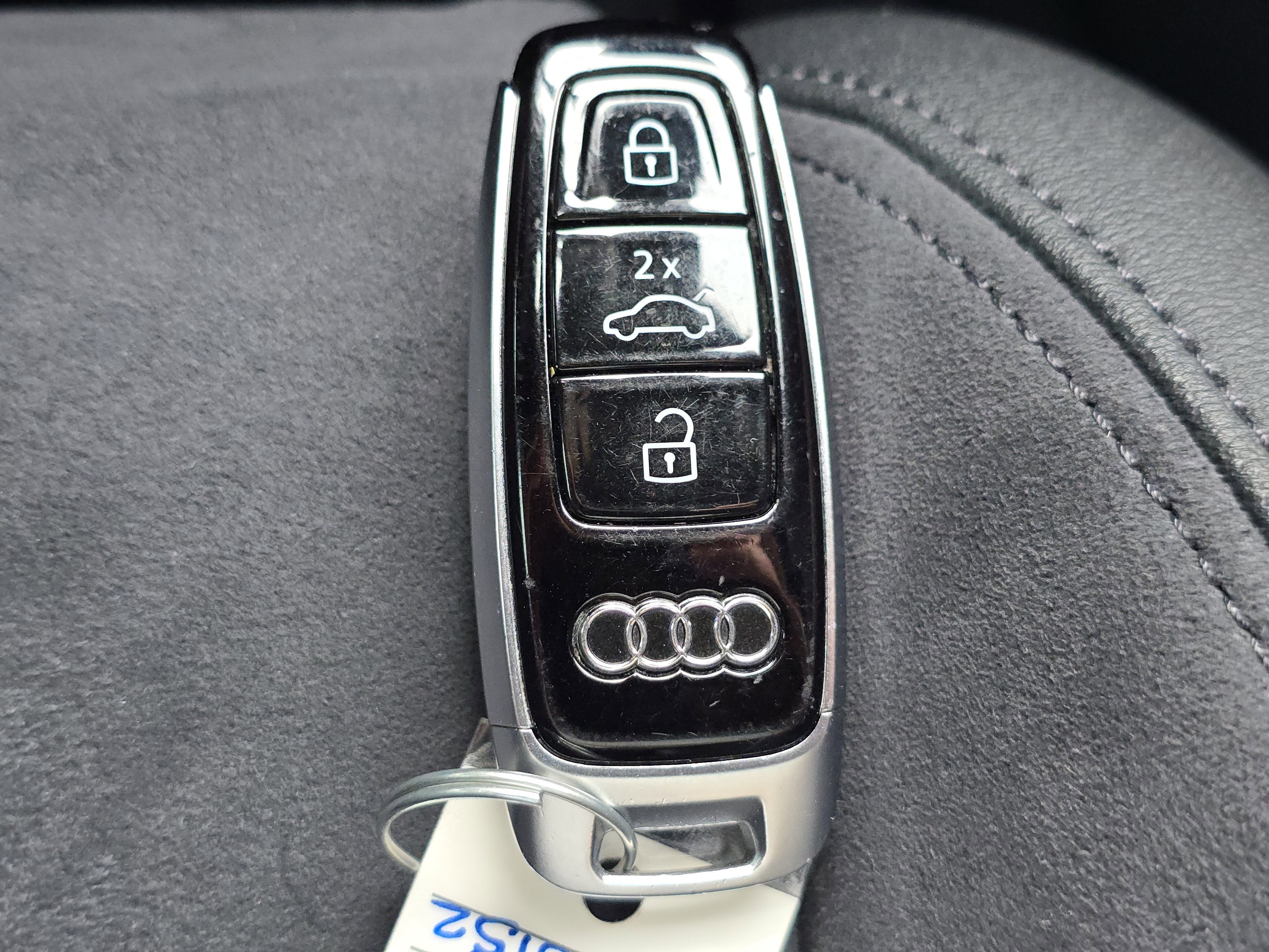 Certified 2023 Audi e-tron GT Premium Plus image 27