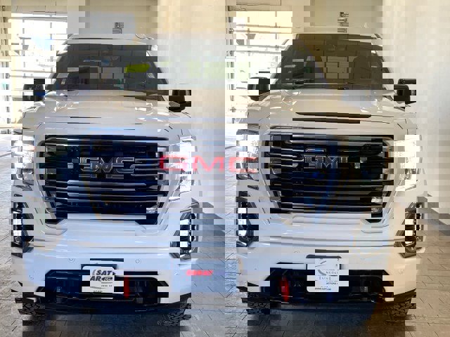 Used 2020 GMC Sierra 1500 AT4 w/ AT4 Premium Package image 3