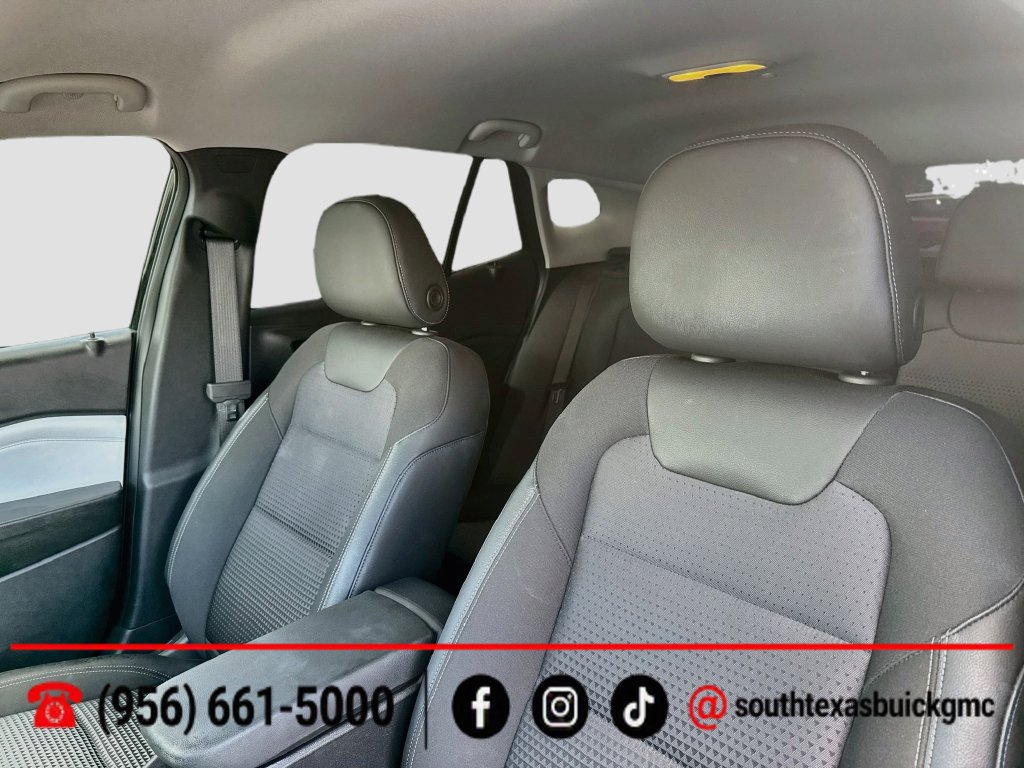 Used 2025 Chevrolet Trax LT w/ Driver Confidence Package FWD image 13