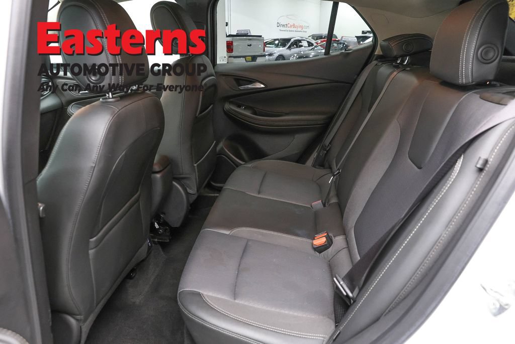 Used 2022 Buick Encore GX Preferred w/ Cold Weather Comfort Package FWD image 21