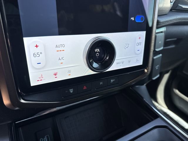 Used 2022 Ford F150 Lightning Lariat w/ Equipment Group 511A High AWD/4WD image 23