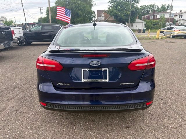 Used 2017 Ford Focus Titanium FWD image 6