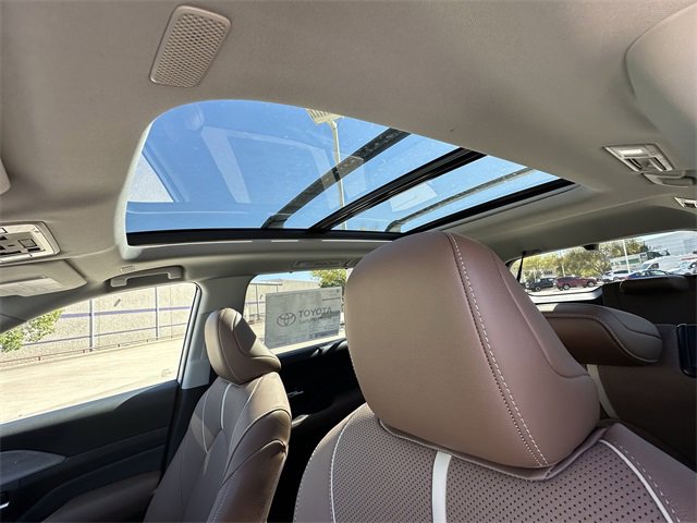 New 2026 Toyota Grand Highlander Platinum image 25