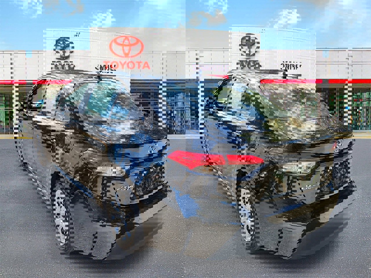 Used 2024 Toyota Corolla LE image 4