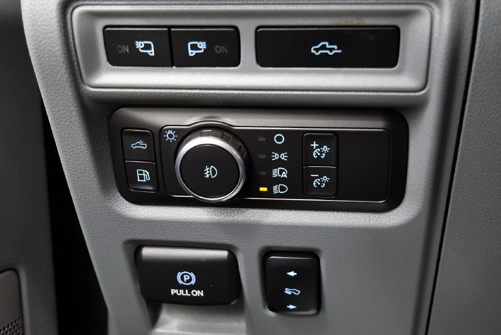 Used 2021 Ford F150 Lariat w/ Equipment Group 502A High AWD/4WD image 28