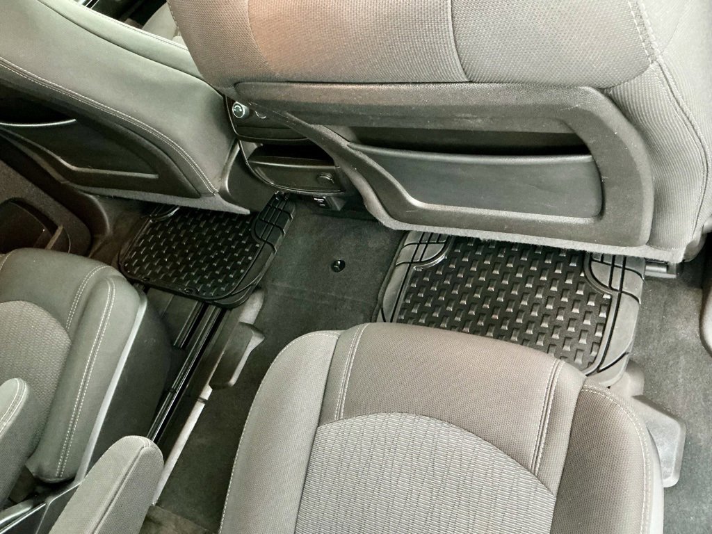 Used 2016 Chevrolet Traverse LT w/ Style and Technology Package image 26