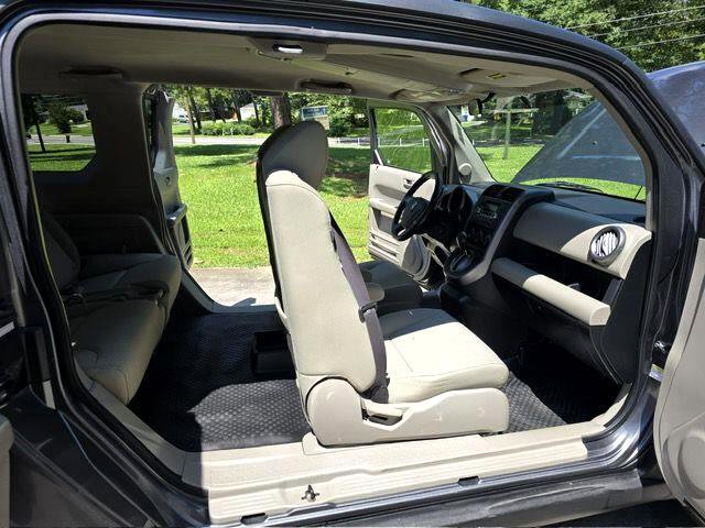 Used 2011 Honda Element EX image 22