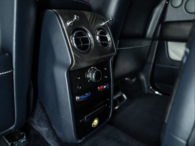 Used 2020 Rolls-Royce Cullinan image 40