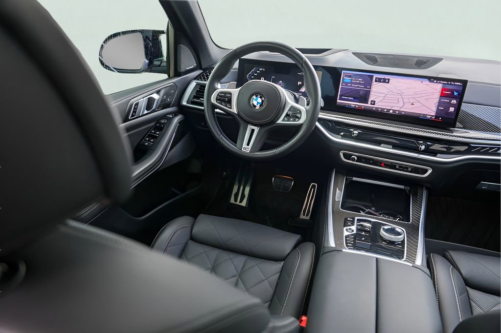 Used 2025 BMW X5 M60i AWD/4WD image 29