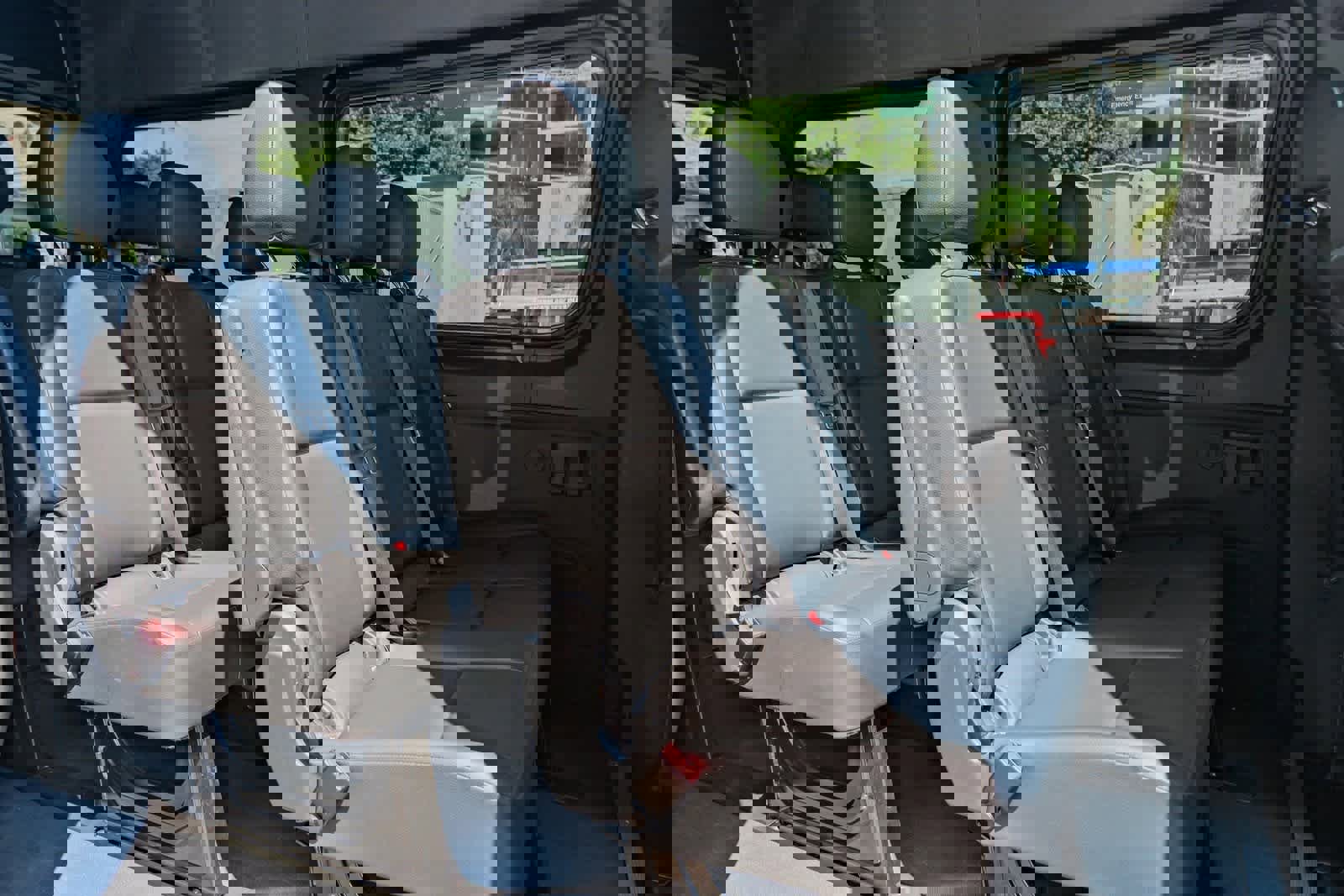 Used 2024 Mercedes-Benz Sprinter 2500 image 15