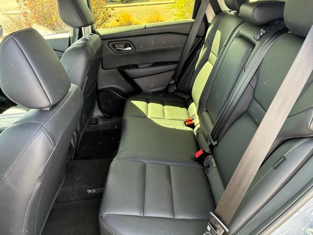 Certified 2025 Nissan Rogue SL w/ Tech Package AWD/4WD image 13