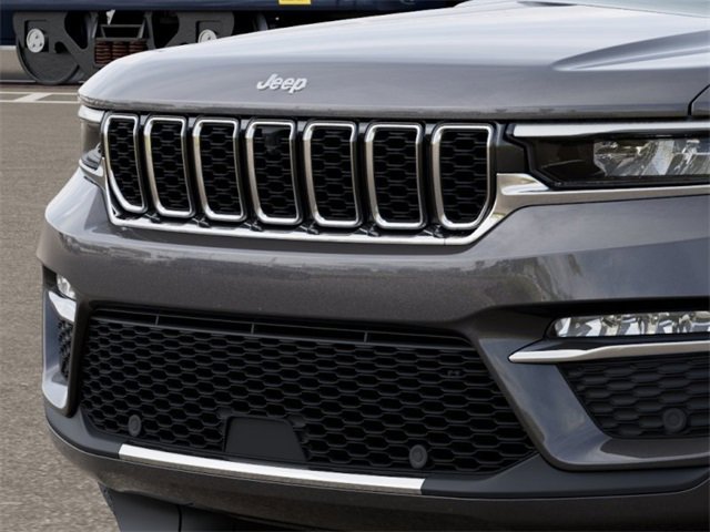 New 2025 Jeep Grand Cherokee Limited image 11