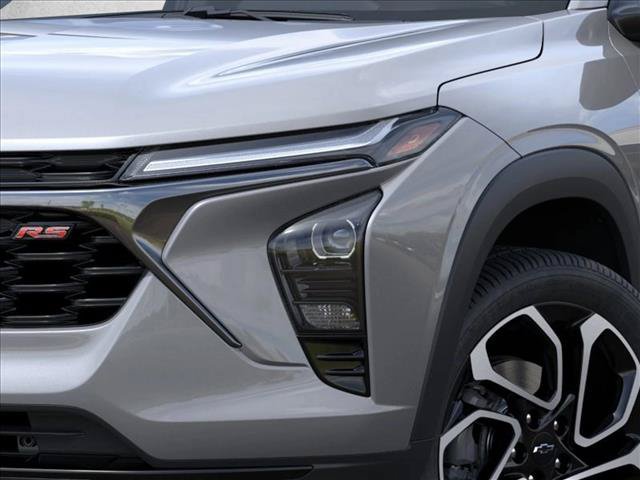 New 2026 Chevrolet Trax RS w/ Sunroof Package FWD image 10