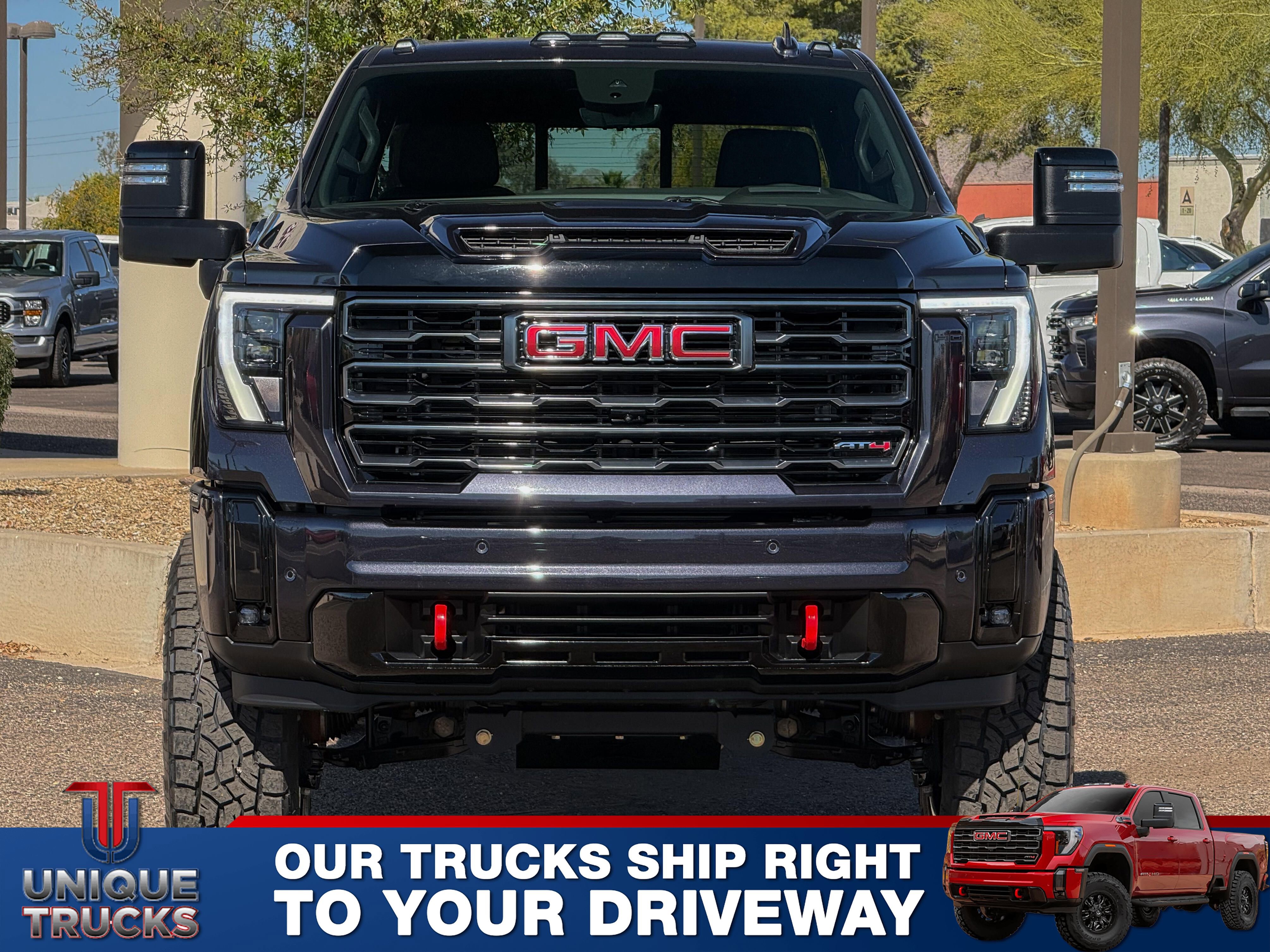 Used 2025 GMC Sierra 2500 AT4 w/ AT4 Premium Plus Package AWD/4WD image 2