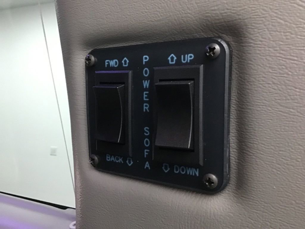 Used 2021 GMC Savana 2500 image 8