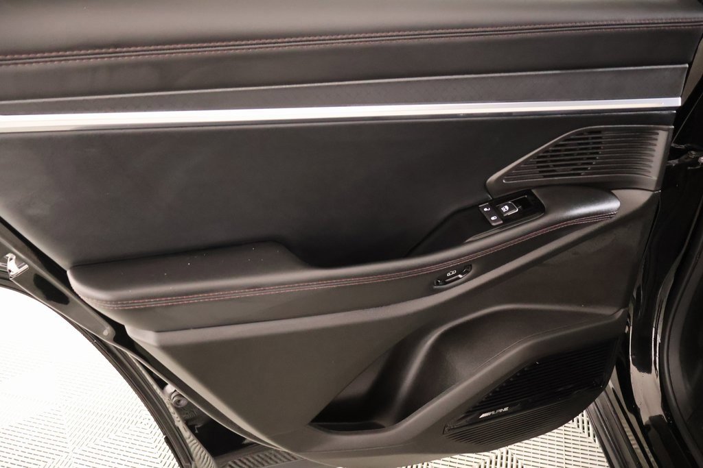 Used 2025 Jeep Wagoneer S Limited image 18