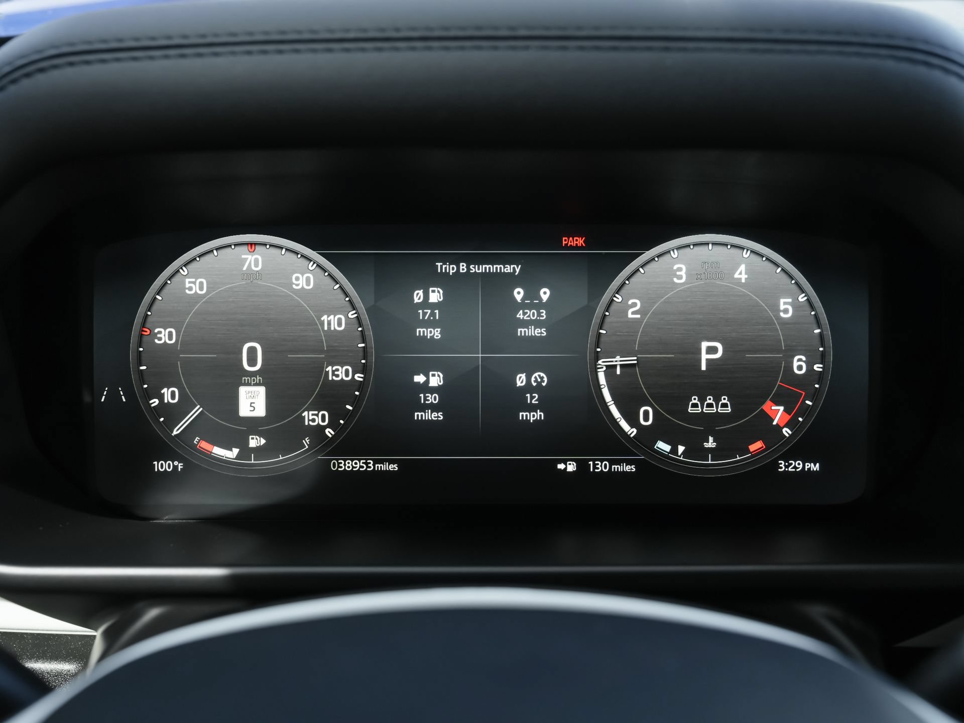 Used 2025 Land Rover Defender 110 S AWD/4WD image 10