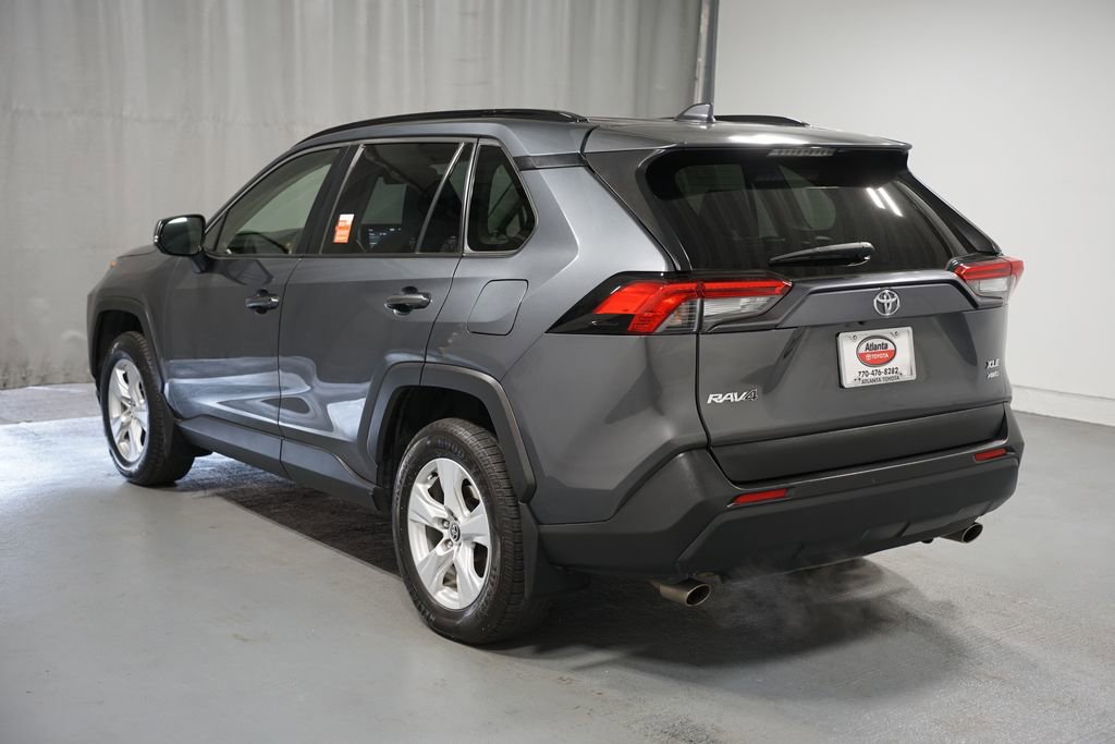 Used 2020 Toyota RAV4 XLE image 6