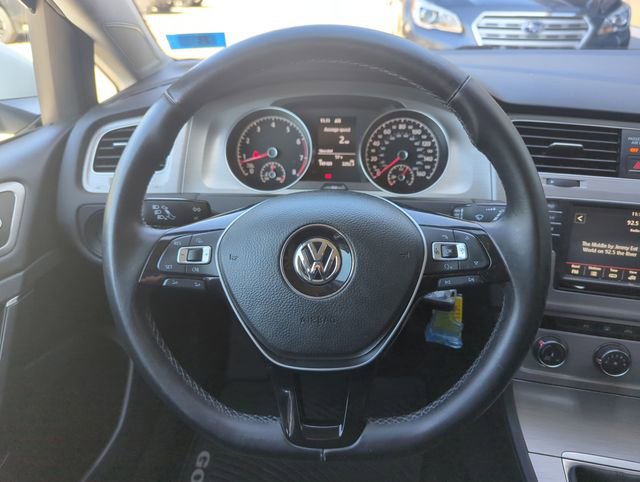 Used 2016 Volkswagen Golf S FWD image 18